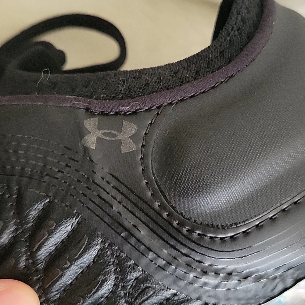 NWOT UNDER ARMOUR Magnetico Elite 3 FG Soccer Cleats Black Women. Size 7 - Picture 14 of 16